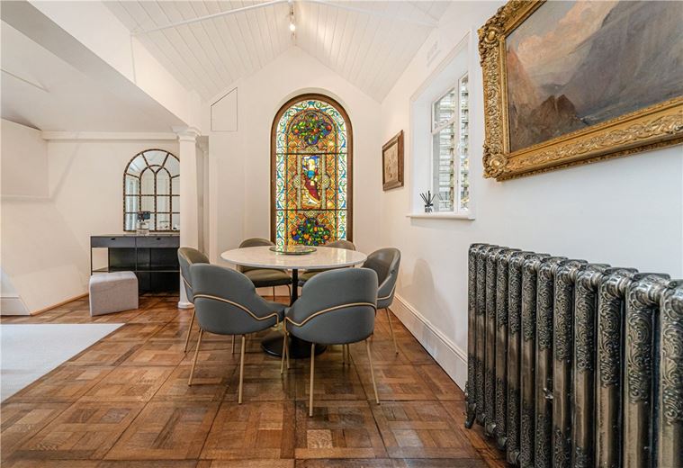 4 bedroom house, North Audley Street, Mayfair W1K - Available