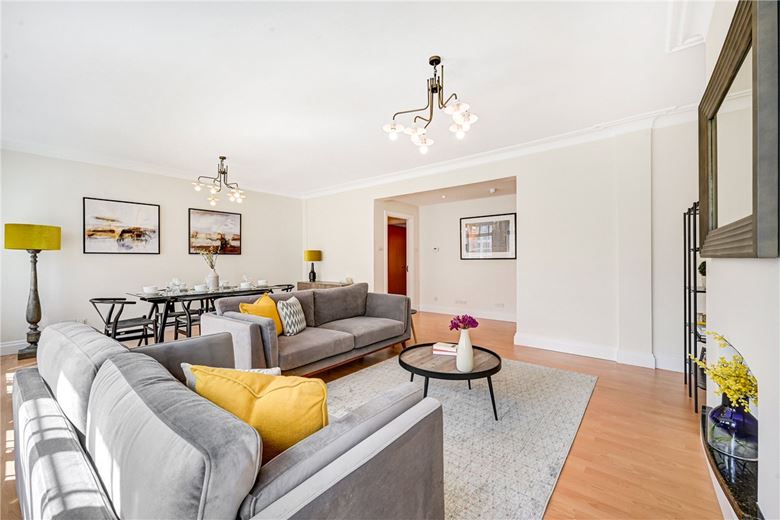 3 bedroom flat, Stafford Court, Kensington High Street W8 - Available