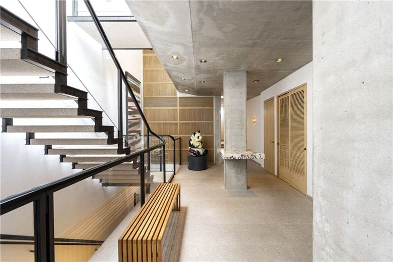 6 bedroom flat, Eaton Place, Belgravia SW1X - Available