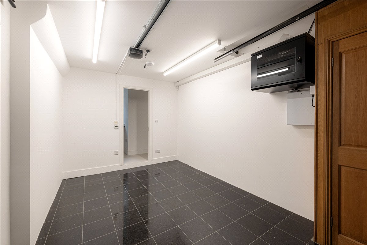 5 bedroom house, Catherine Place, Westminster SW1E - Available