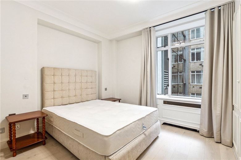 1 bedroom flat, Park Lane, Mayfair W1K - Available