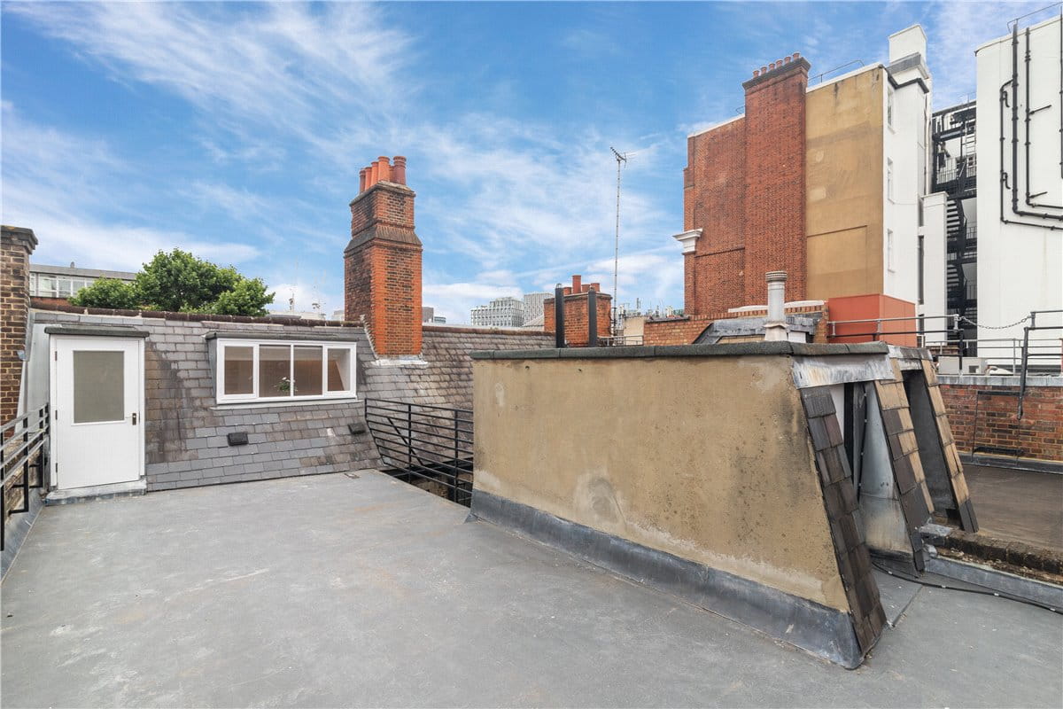 5 bedroom house, Tufton Street, Westminster SW1P - Available