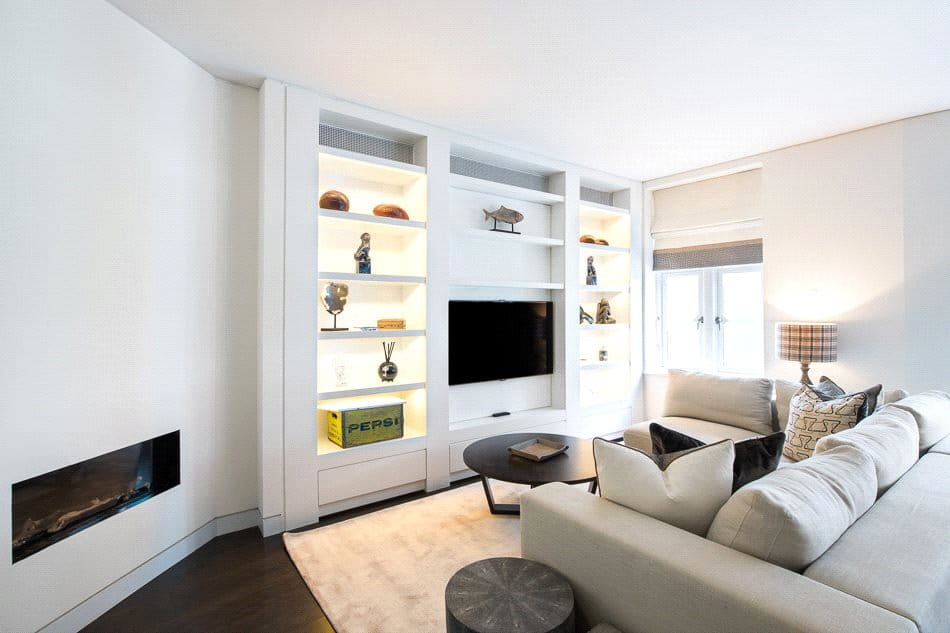 2 bedroom flat, Duke Street, Mayfair W1K - Available