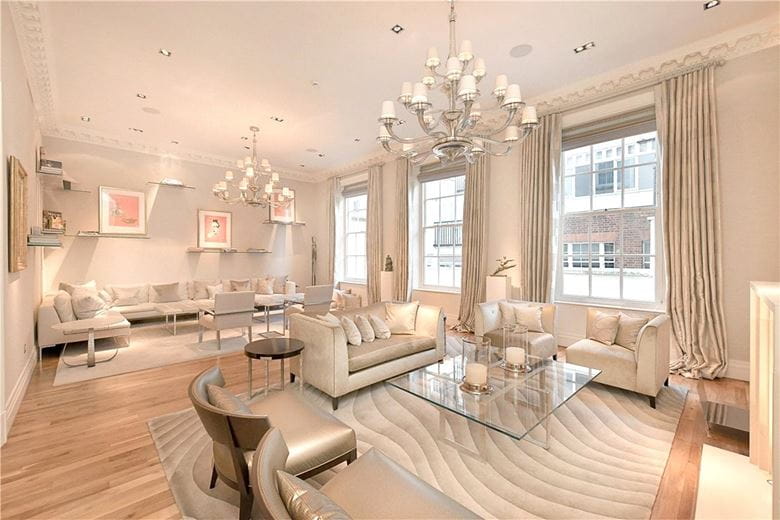 4 bedroom flat, Upper Grosvenor Street, Mayfair W1K - Available