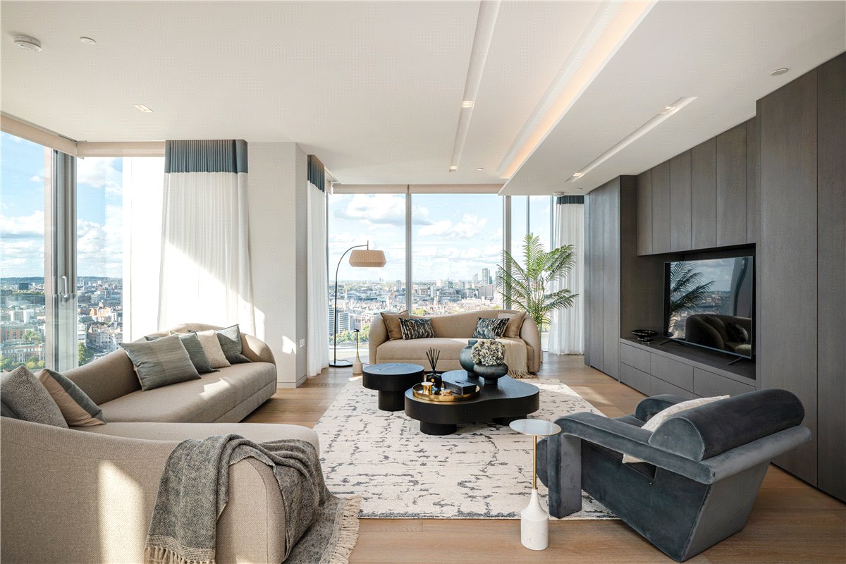 5 bedroom flat, Casson Square, London SE1 - Available