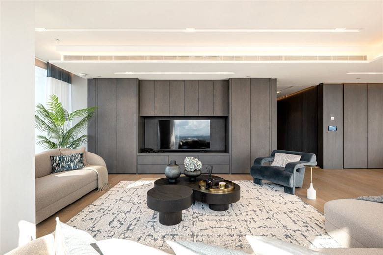 5 bedroom flat, Casson Square, London SE1 - Available