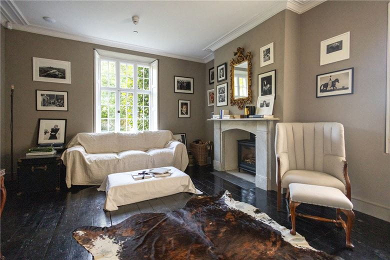 11 bedroom house, Talsarnau, Gwynedd LL47 - Available