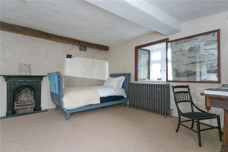 11 bedroom house, Talsarnau, Gwynedd LL47 - Available