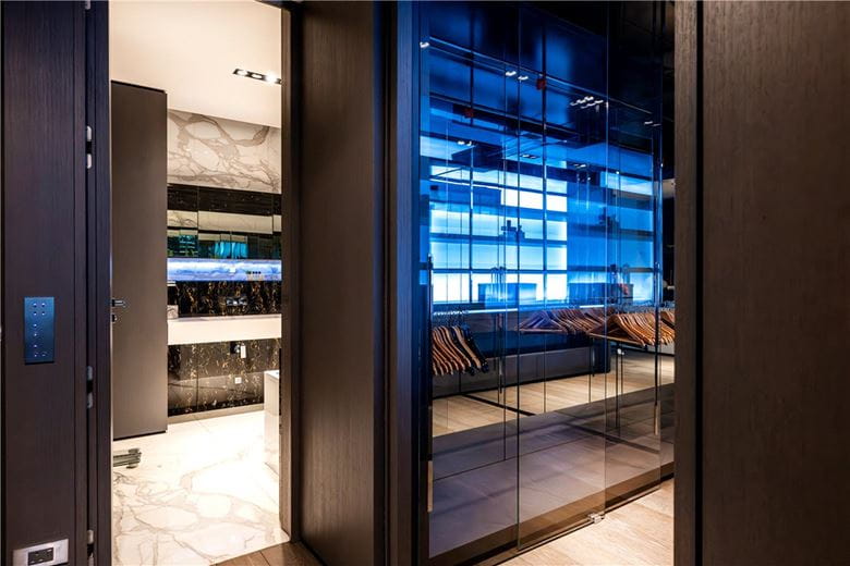 4 bedroom flat, North Row, Mayfair W1K - Available