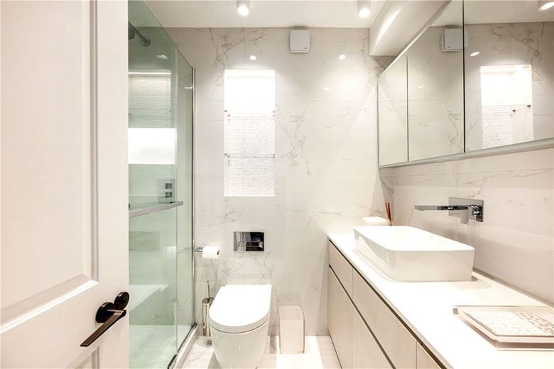 2 bedroom flat, Bourdon Street, London W1K - Available