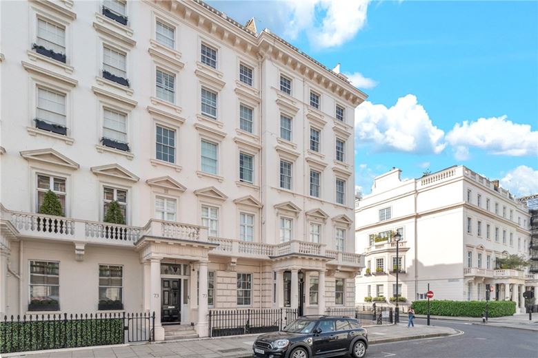 3 bedroom flat, Eaton Place, Belgravia SW1X - Available