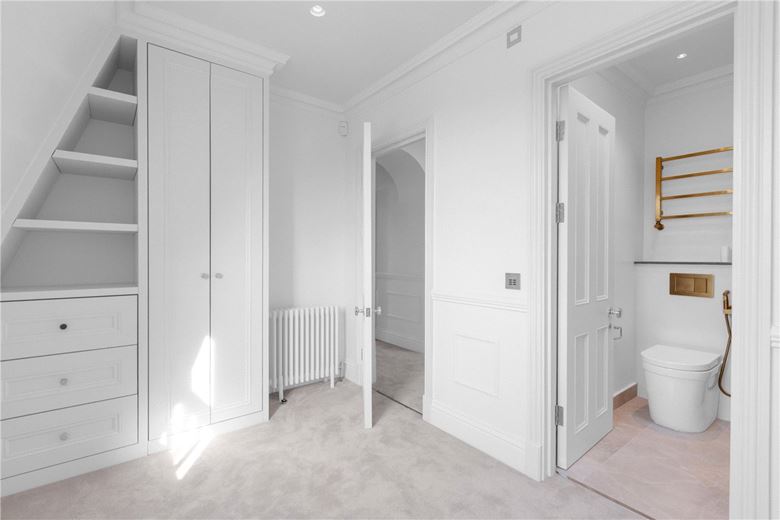 3 bedroom flat, Eaton Place, Belgravia SW1X - Available