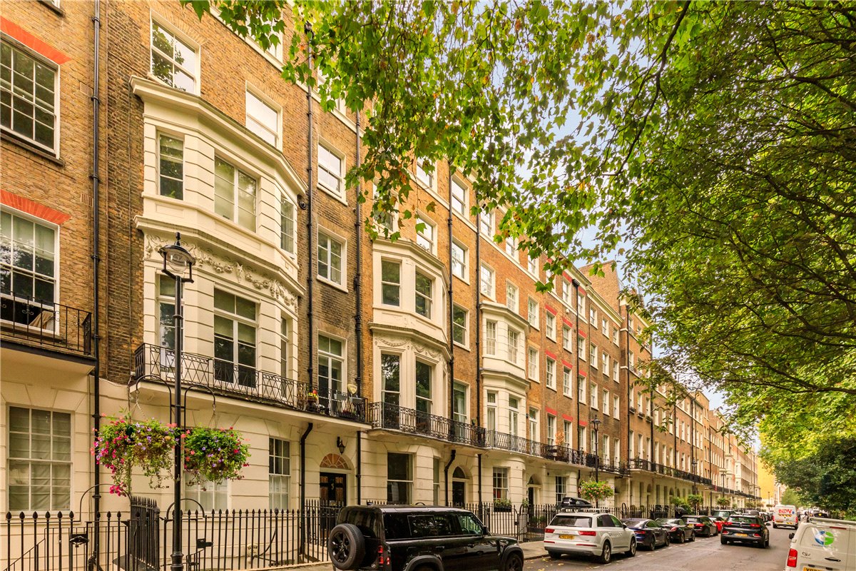 5 bedroom house, Montagu Square, London W1H - Available