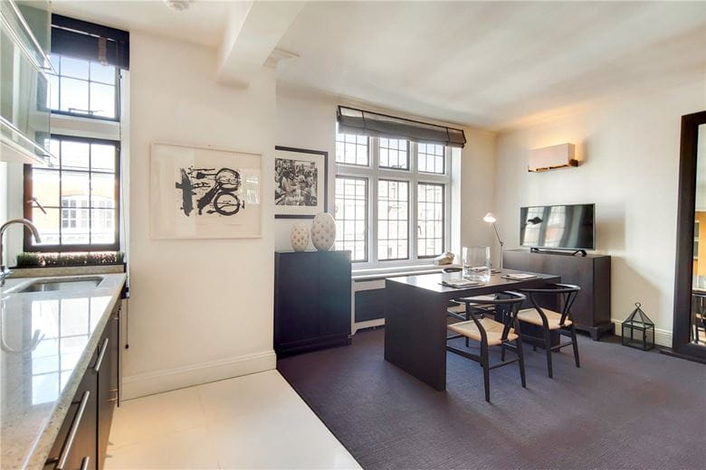 1 bedroom flat, Weymouth Street, Marylebone W1G - Available