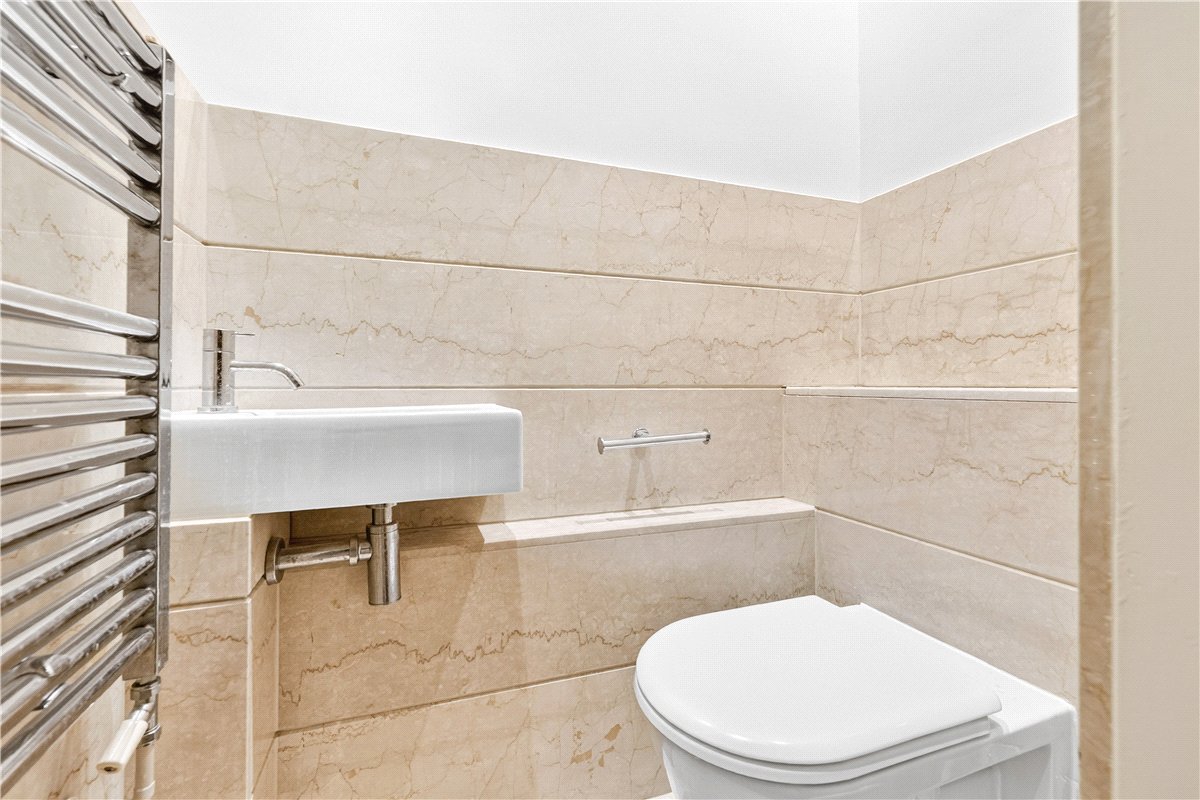 4 bedroom flat, Marylebone Road, Marylebone NW1 - Available