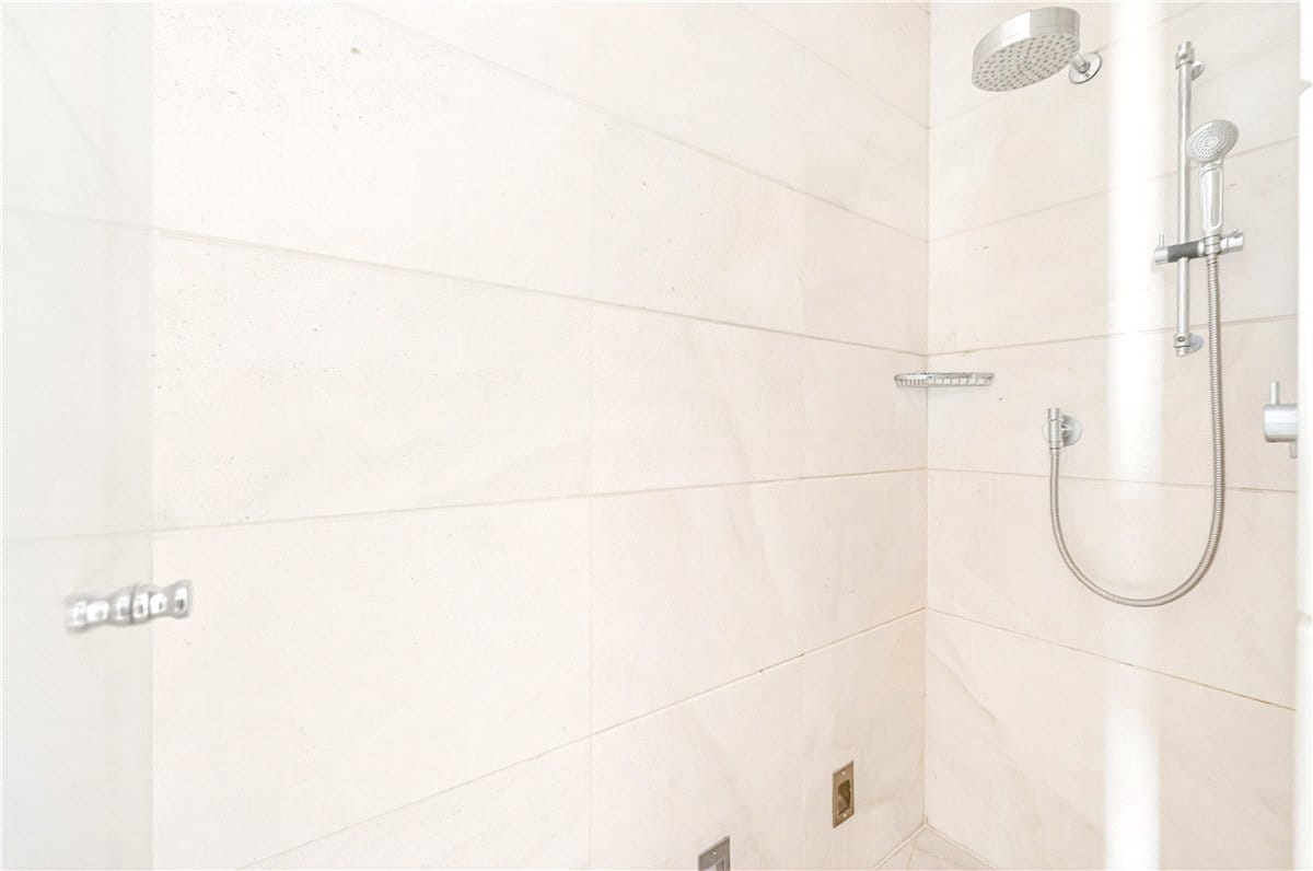 4 bedroom flat, Marylebone Road, Marylebone NW1 - Let Agreed