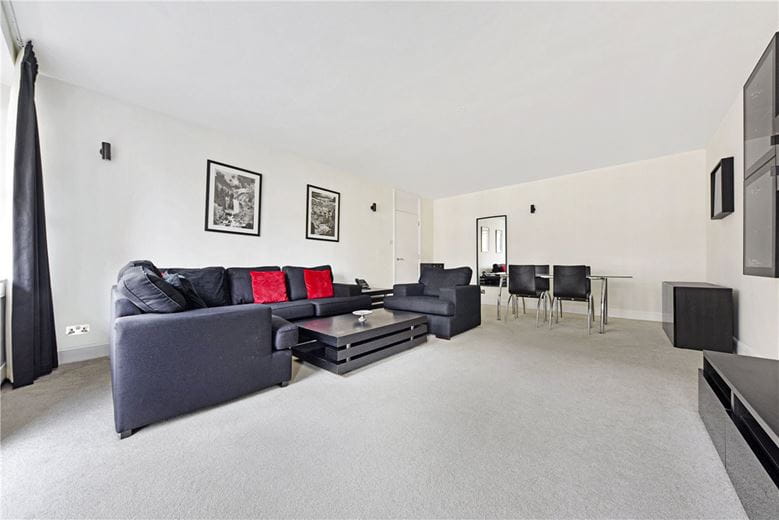 3 bedroom flat, Weymouth Street, Marylebone W1W - Available