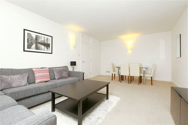 2 bedroom flat, Weymouth Street, Marylebone W1W - Available