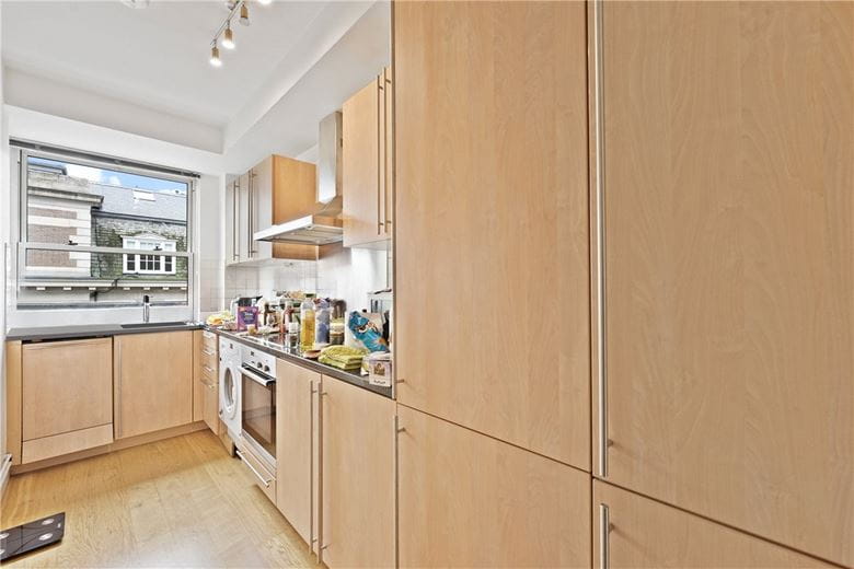 2 bedroom flat, Weymouth Street, Marylebone W1W - Available