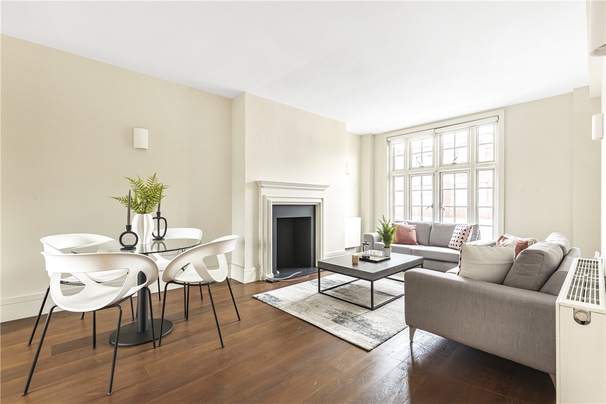 2 bedroom flat, Welbeck Street, Marylebone W1G - Available