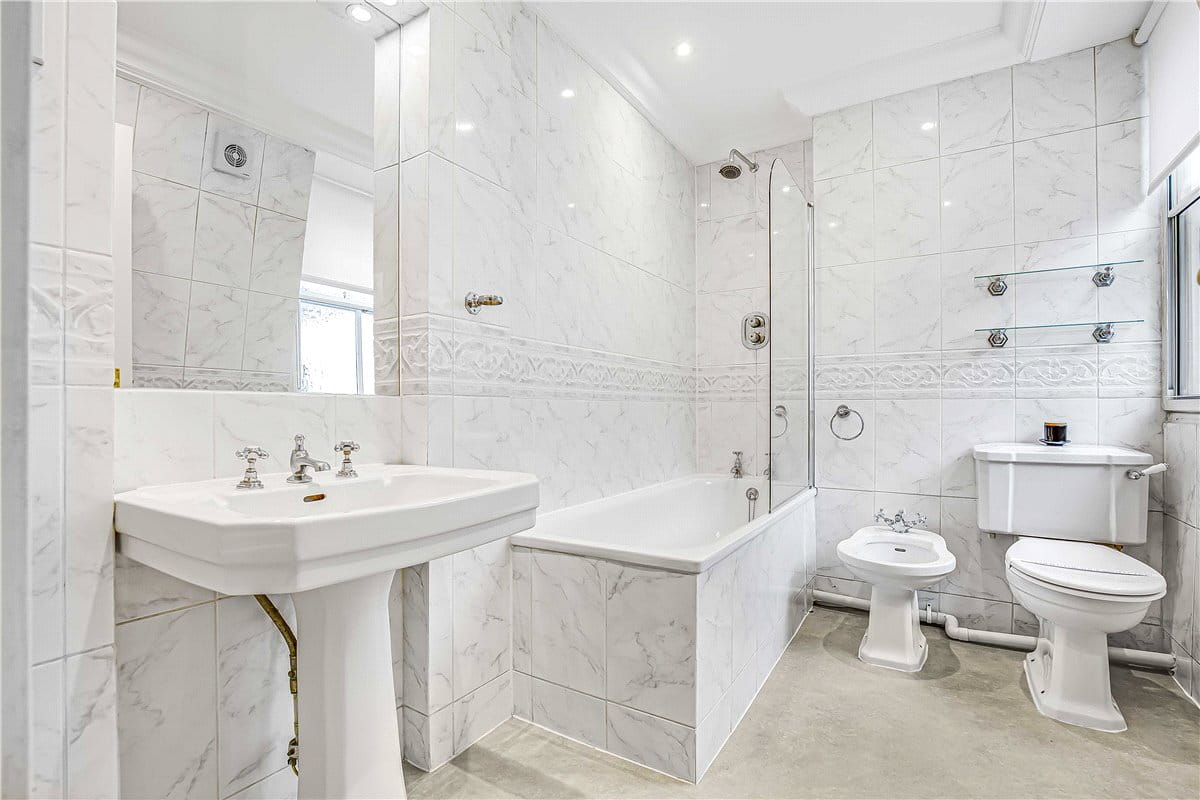 3 bedroom flat, Wimpole Street, Marylebone W1G - Available