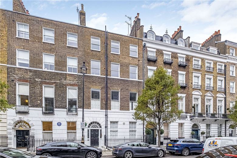2 bedroom flat, Upper Wimpole Street, London W1G - Available
