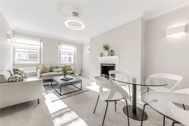 3 bedroom maisonette, Bentinck Street, Marylebone W1U - Let Agreed