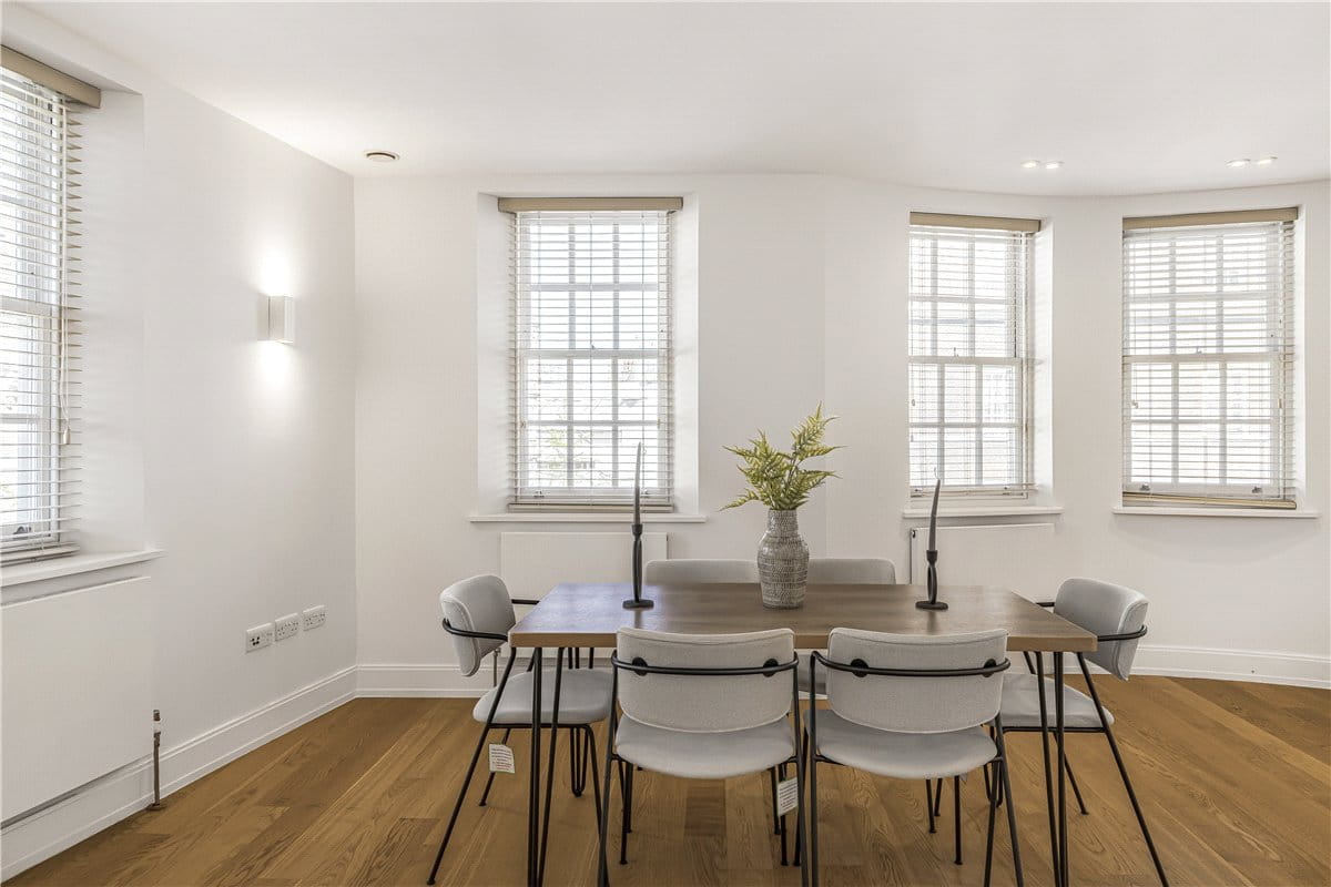 3 bedroom maisonette, Devonshire Street, Marylebone W1G - Let Agreed