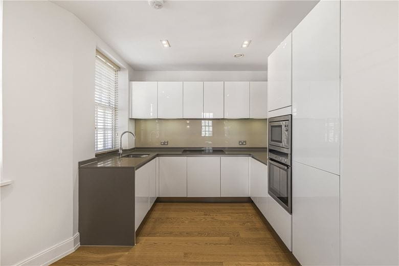 3 bedroom maisonette, Devonshire Street, Marylebone W1G - Let Agreed