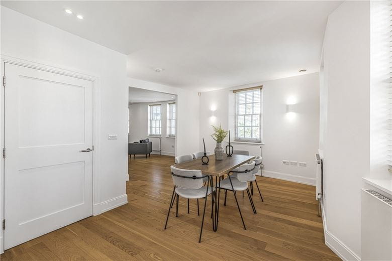 3 bedroom maisonette, Devonshire Street, Marylebone W1G - Let Agreed