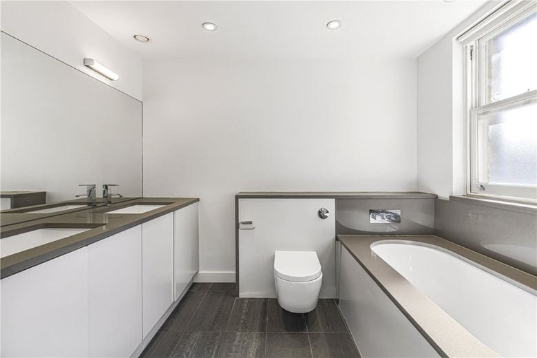 3 bedroom maisonette, Devonshire Street, Marylebone W1G - Let Agreed