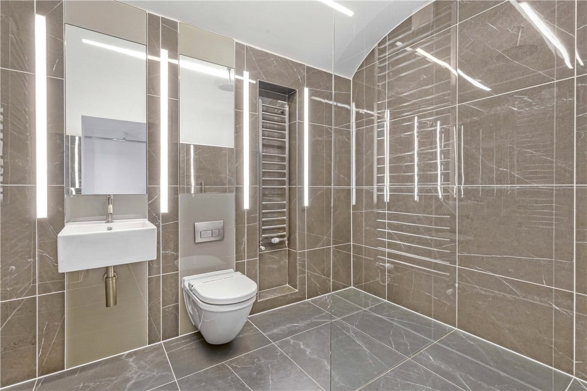 4 bedroom flat, Devonshire Place, Marylebone W1G - Available