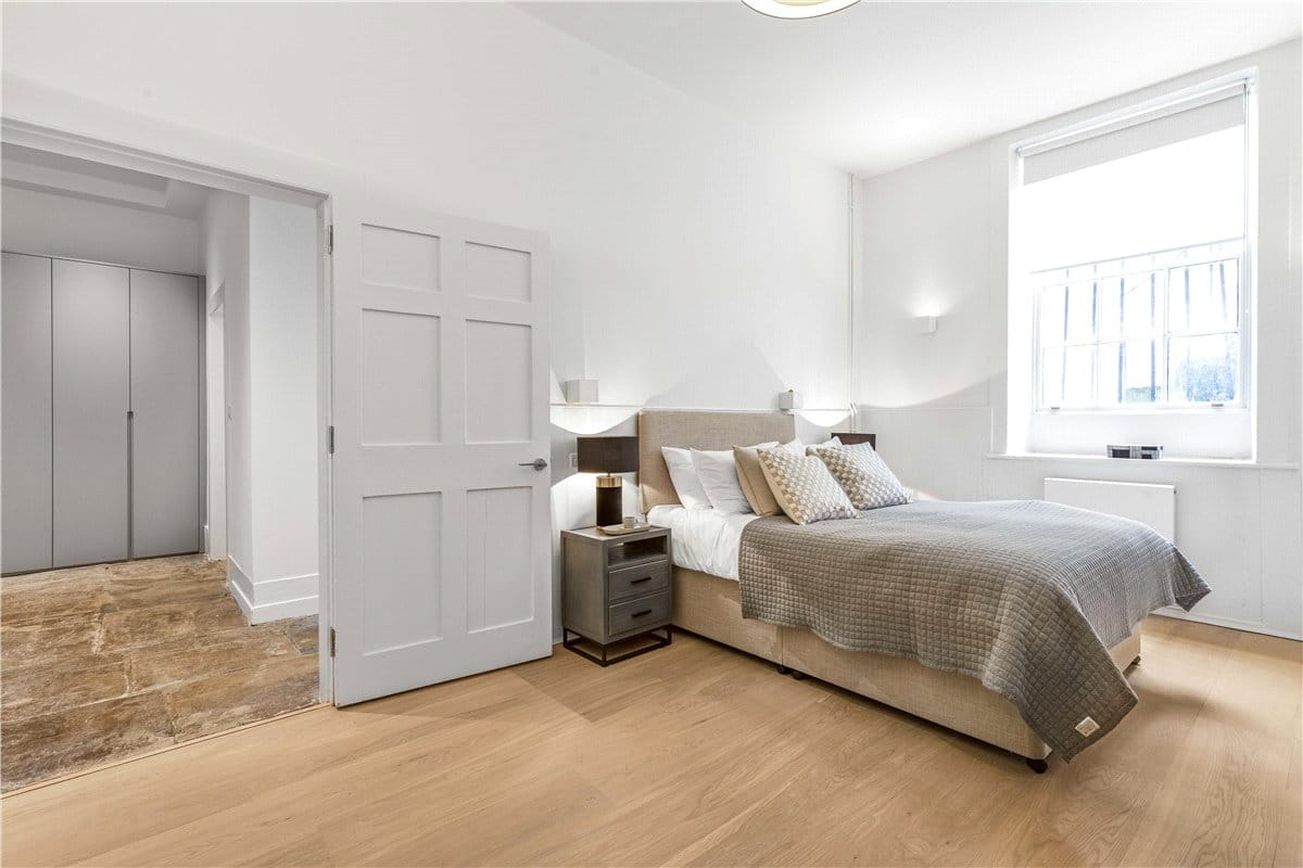4 bedroom flat, Devonshire Place, Marylebone W1G - Available
