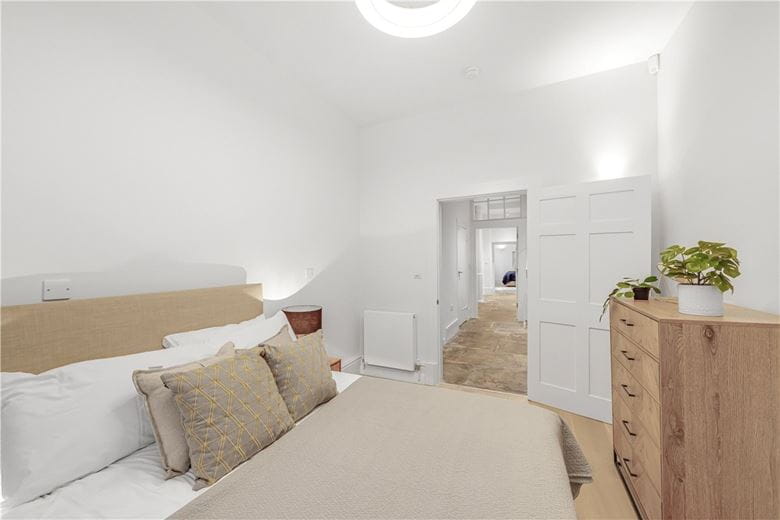4 bedroom flat, Devonshire Place, Marylebone W1G - Available
