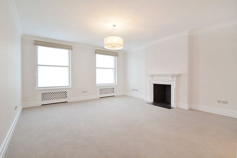 3 bedroom flat, Great Cumberland Place, Marylebone W1H - Available