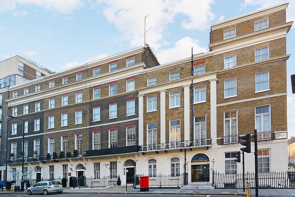 3 bedroom flat, Great Cumberland Place, Marylebone W1H - Available
