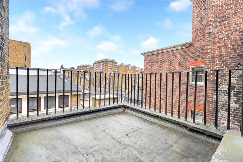 1 bedroom flat, Seymour Street, Marylebone W1H - Available