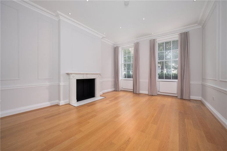 1 bedroom flat, Gloucester Place, London W1U - Available