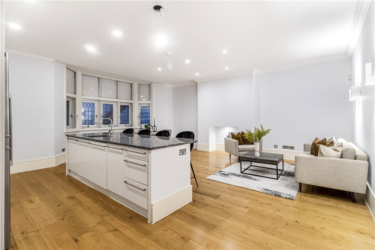 2 bedroom flat, Devonshire Place, Marylebone W1G - Let Agreed