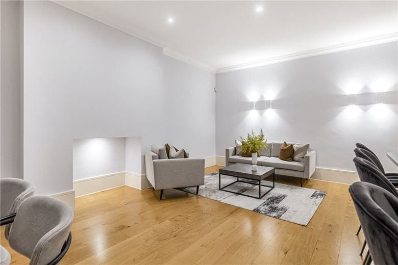 2 bedroom flat, Devonshire Place, Marylebone W1G - Let Agreed