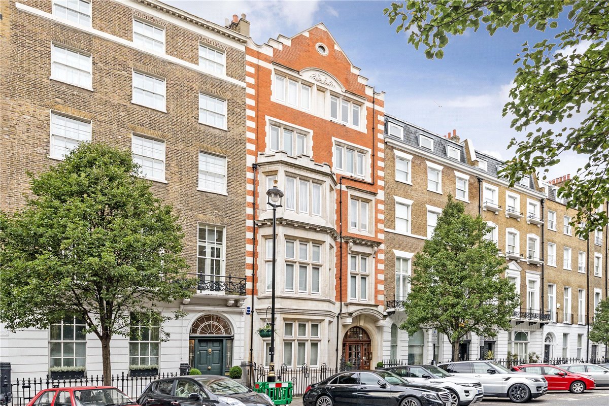 2 bedroom flat, Devonshire Place, Marylebone W1G - Available