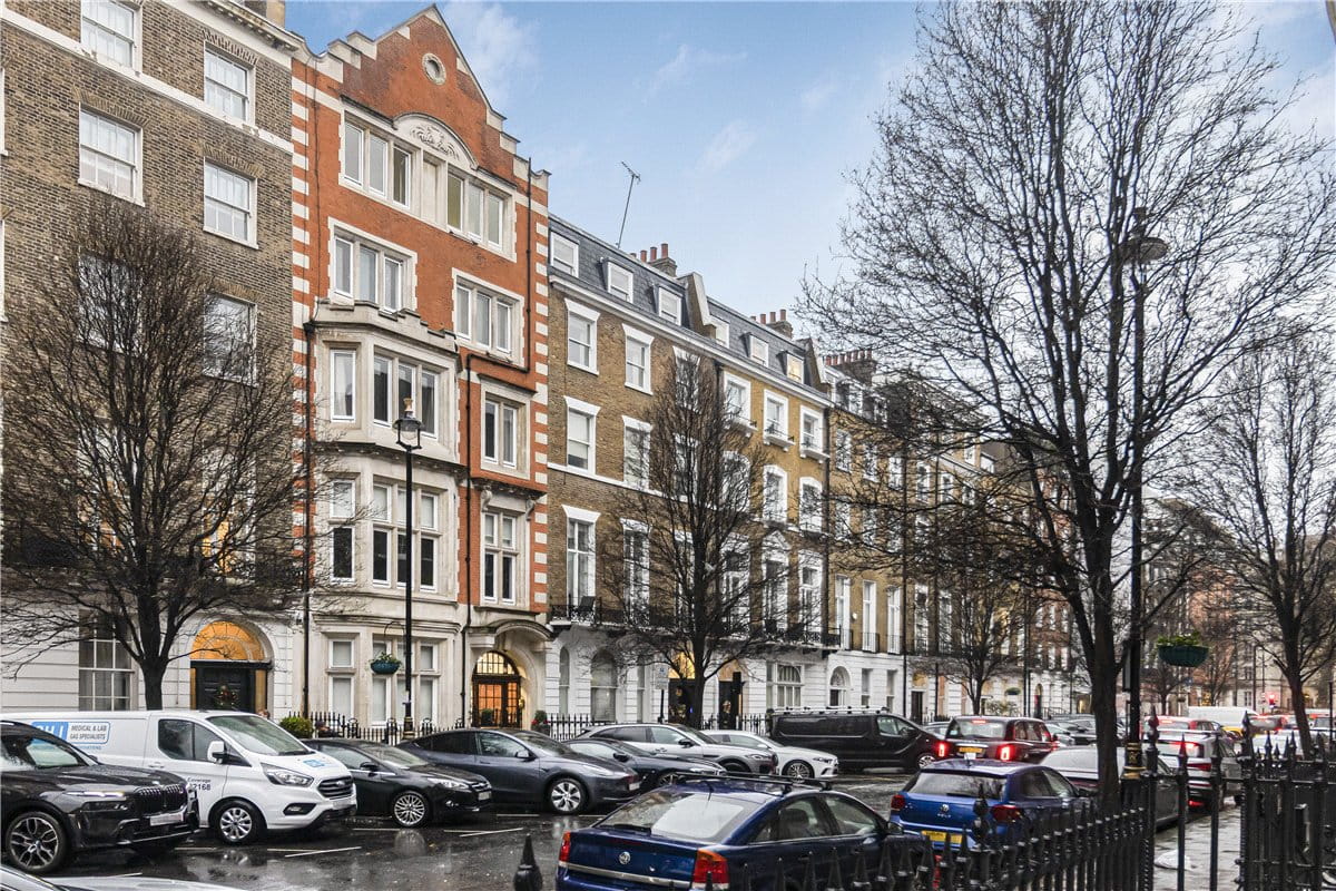 2 bedroom flat, Devonshire Place, Marylebone W1G - Let Agreed