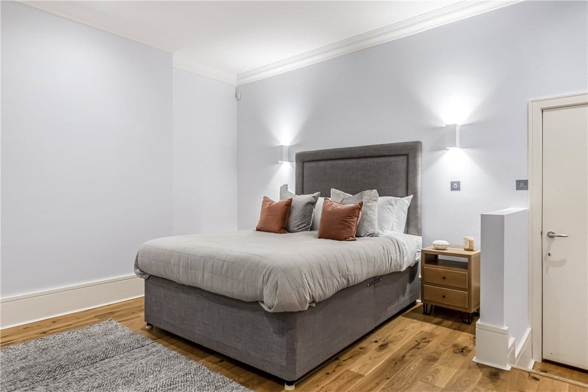 2 bedroom flat, Devonshire Place, Marylebone W1G - Let Agreed