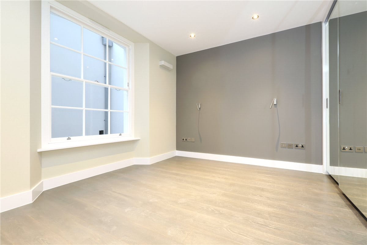 1 bedroom flat, Montagu Square, Marylebone W1H - Available