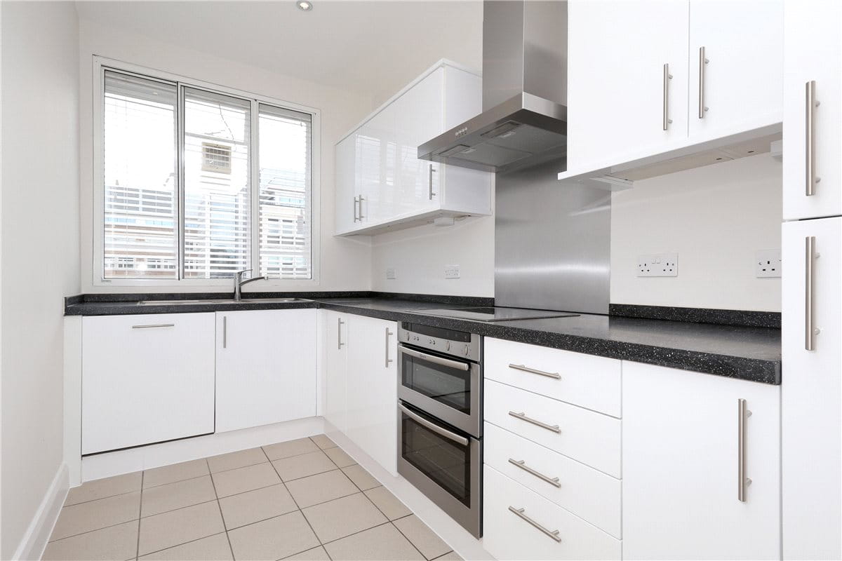 2 bedroom flat, Gloucester Place, Marylebone W1U - Let Agreed
