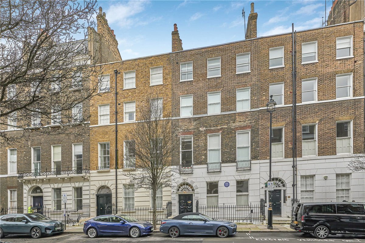 3 bedroom flat, Upper Wimpole Street, Marylebone W1G - Available