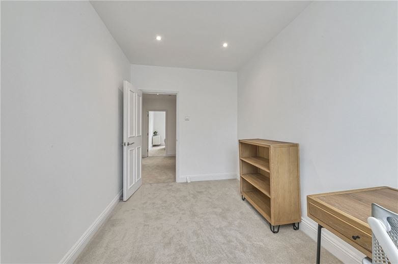 3 bedroom flat, Upper Wimpole Street, Marylebone W1G - Available