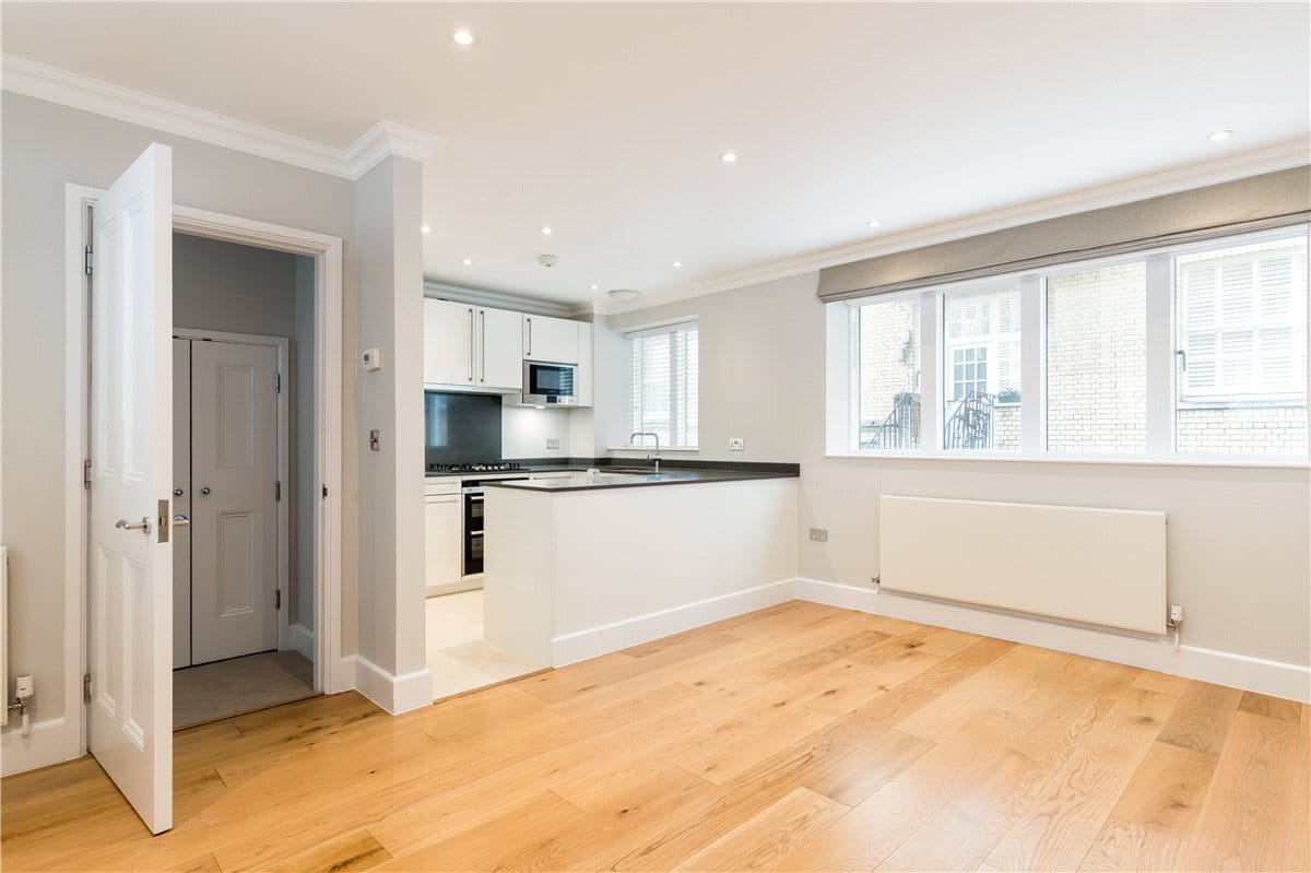 2 bedroom flat, Great Cumberland Place, Marylebone W1H - Available