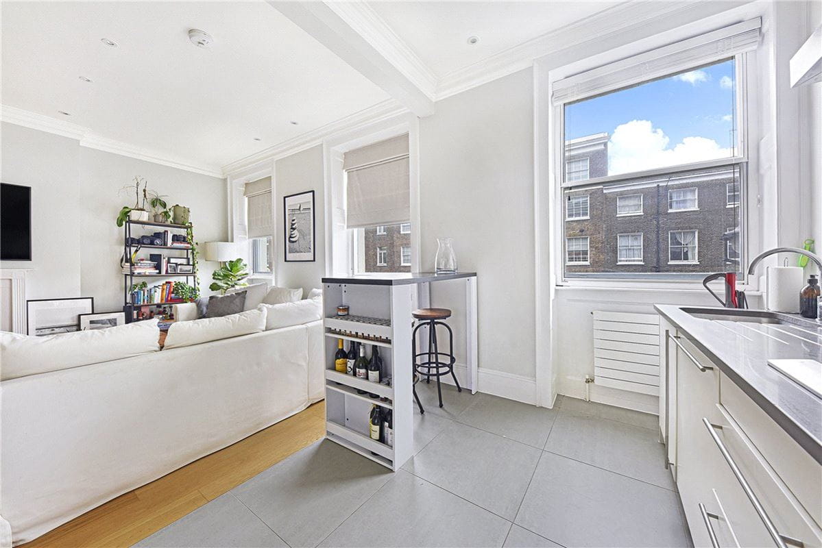 1 bedroom flat, Gloucester Place, Marylebone W1U - Let Agreed