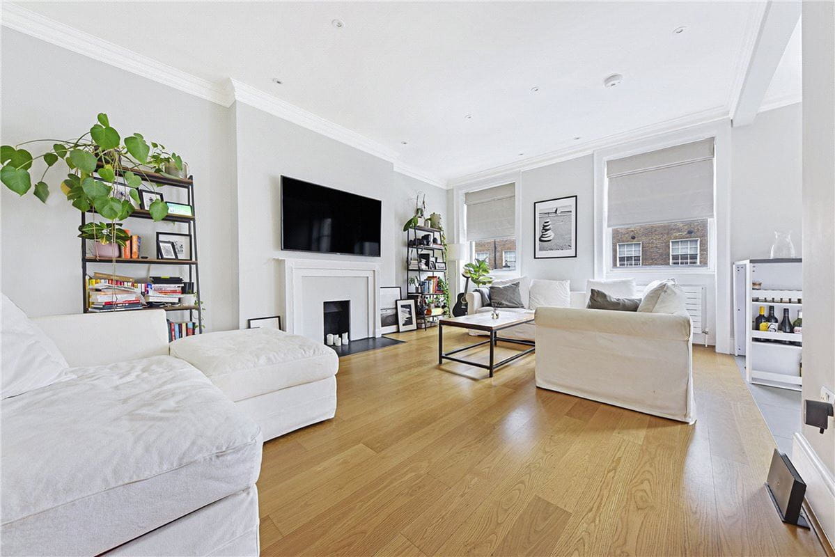 1 bedroom flat, Gloucester Place, Marylebone W1U - Let Agreed